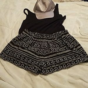 SALE 2/$15 Black and grey print shorts